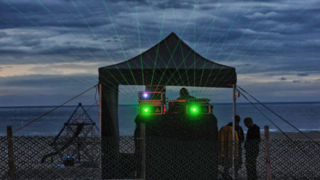 Lasershow am Strande zur Warnemünderwoche.