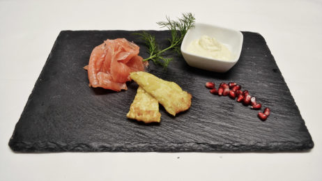 w.Holz Catering feine Lachsplatte. Einfach delikat!